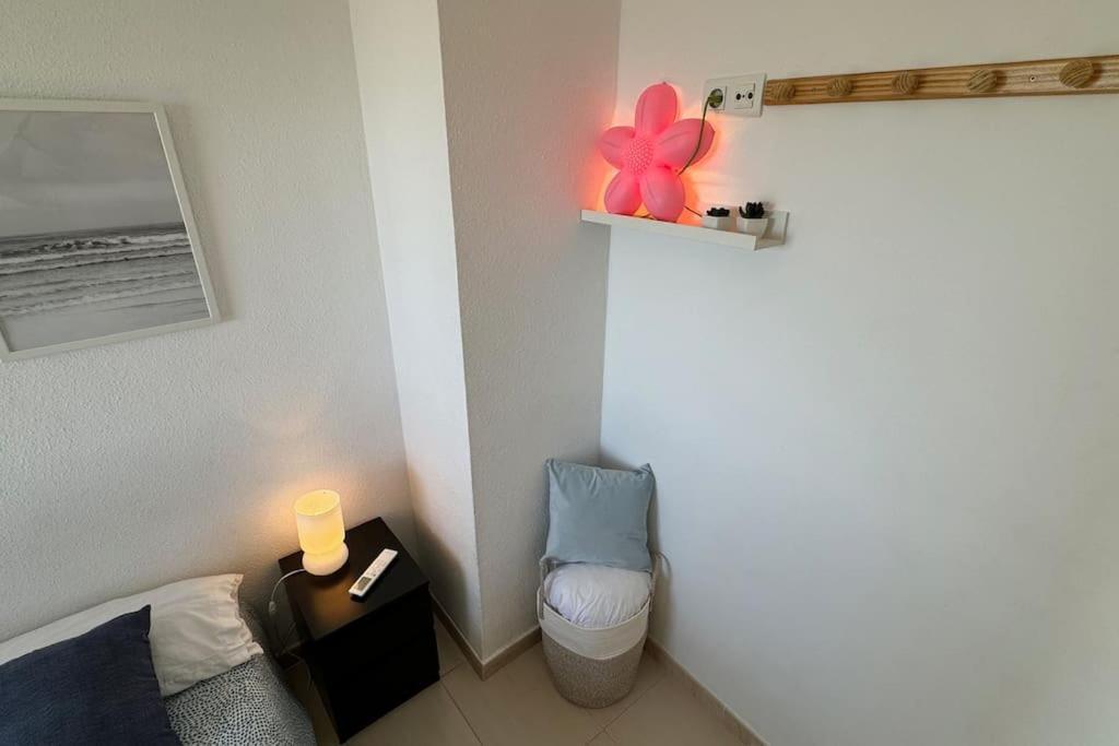 ベナルマデナApartamento A Pie De Playa Con Terraza Y Piscinasアパートメント エクステリア 写真