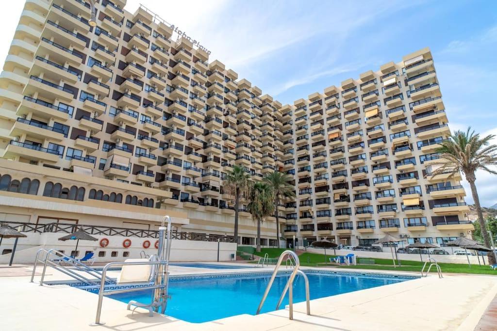 ベナルマデナApartamento A Pie De Playa Con Terraza Y Piscinasアパートメント エクステリア 写真