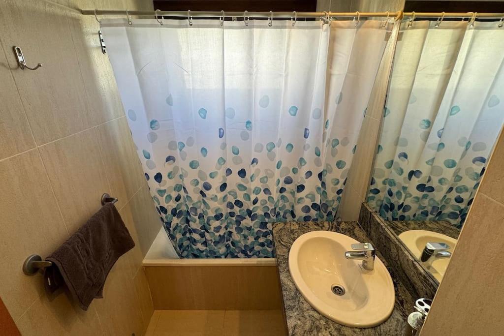 ベナルマデナApartamento A Pie De Playa Con Terraza Y Piscinasアパートメント エクステリア 写真